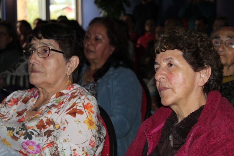 LANZAMIENTO LIBRO (7)