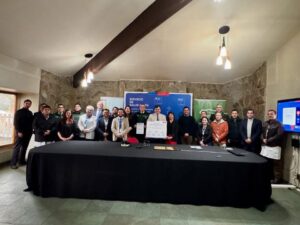 Servicio de Salud Aysén y Gendarmería de Chile firman convenio de colaboración