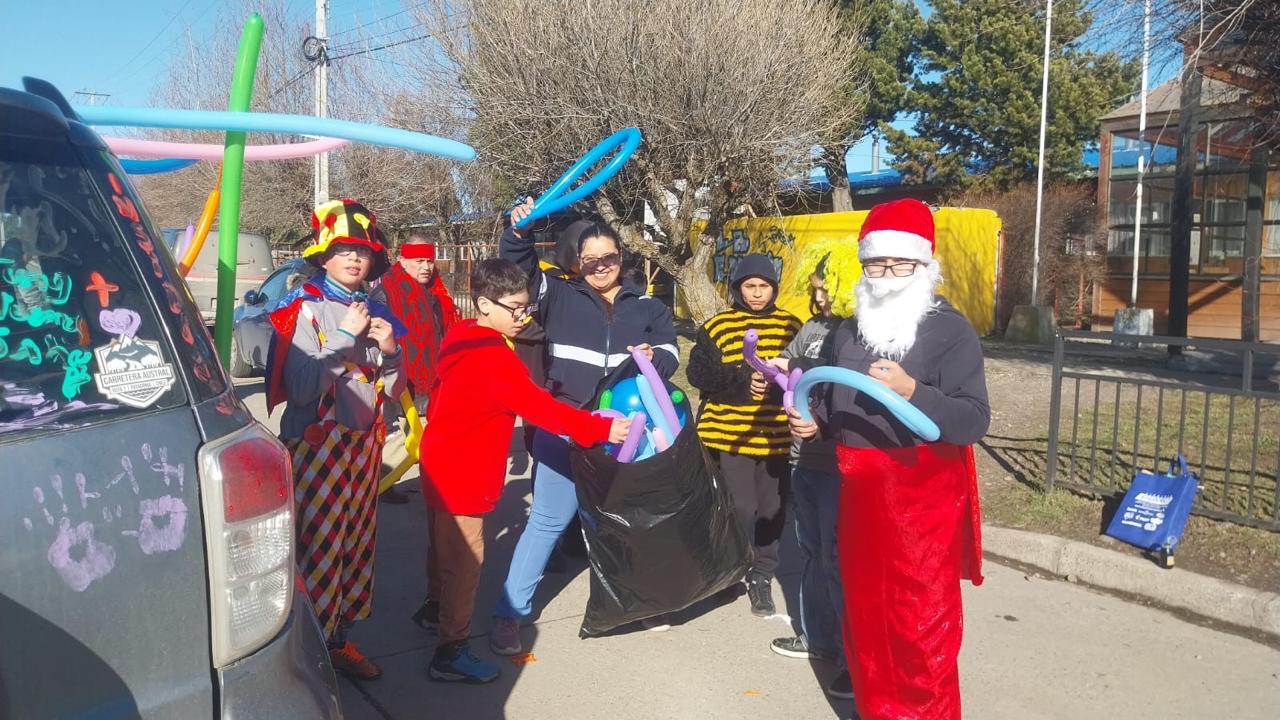 Balmaceda celebró su primer carnaval comunitario por la infancia con apoyo de la Dirección de Salud Rural