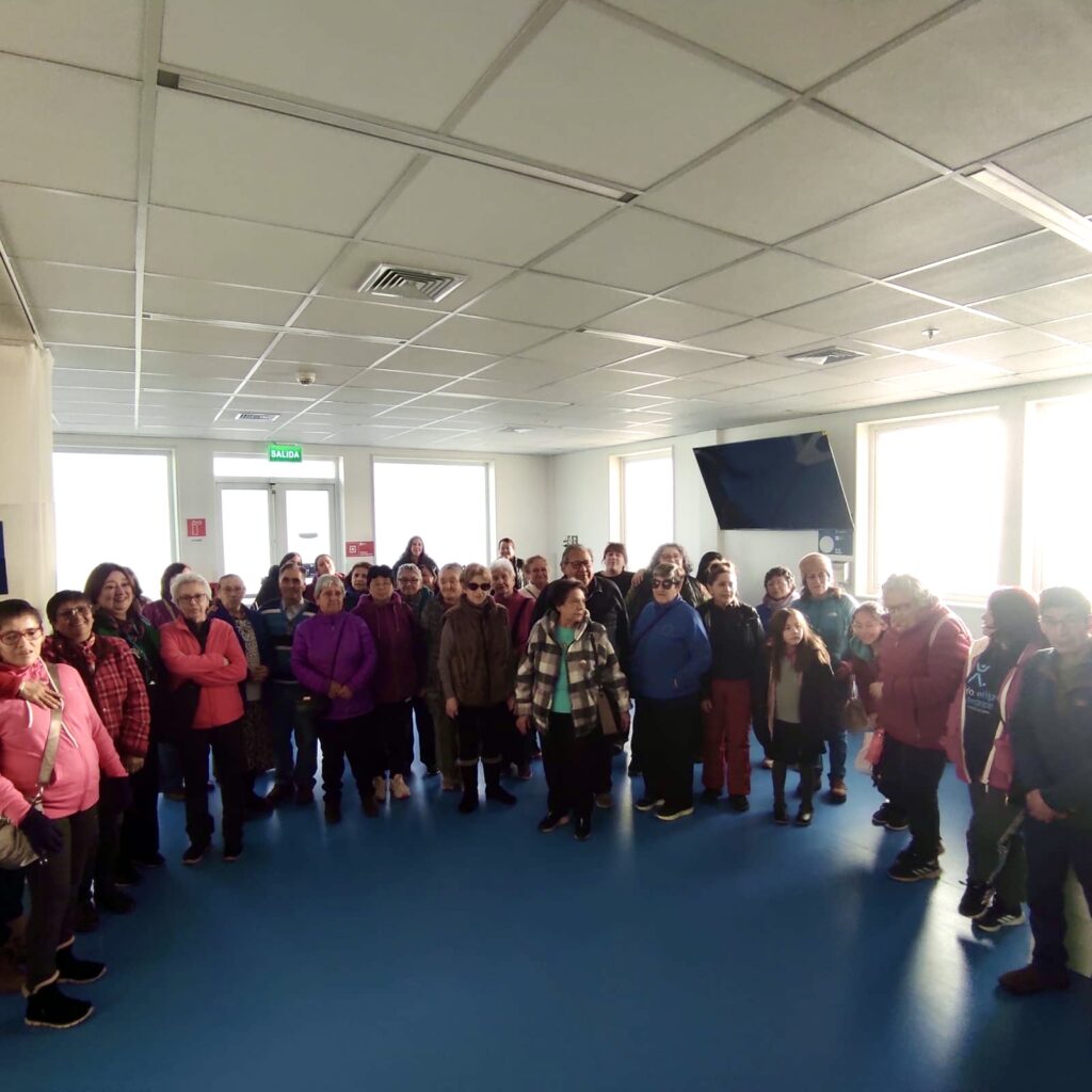 Visitas guiadas: más de 100 personas de Chile Chico conocieron las instalaciones de su nuevo hospital