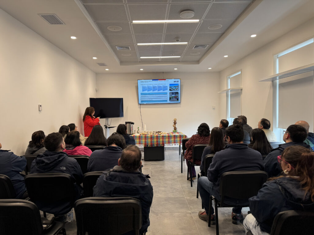 Visitas guiadas: más de 100 personas de Chile Chico conocieron las instalaciones de su nuevo hospital