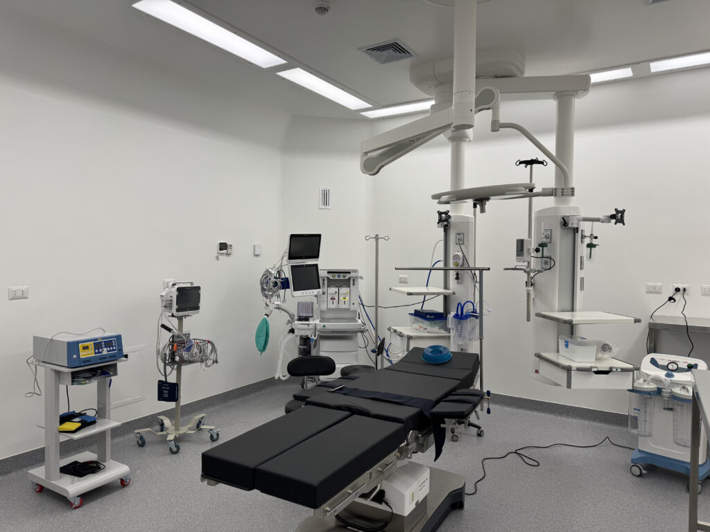 Visitas guiadas: más de 100 personas de Chile Chico conocieron las instalaciones de su nuevo hospital