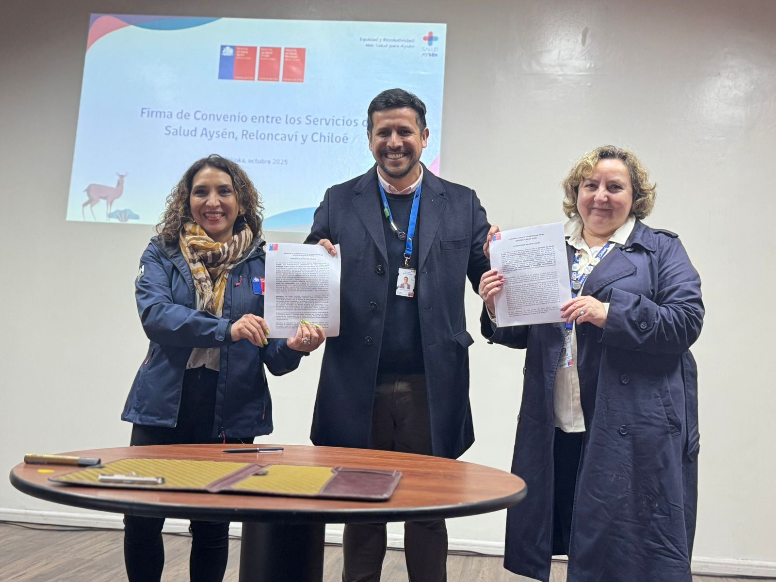 Servicios de Salud de Aysén, Chiloé y Reloncaví firman convenio para fortalecer la atención en la zona norte de la región