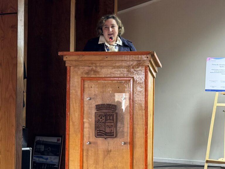 Servicios de Salud de Aysén, Chiloé y Reloncaví firman convenio para fortalecer la atención en la zona norte de la región