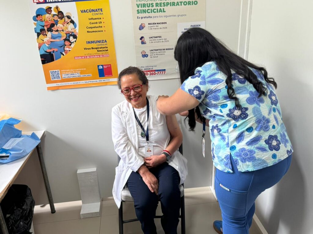 Vacunas contra la Influenza y COVID 19 ya están disponibles para la protección de la comunidad