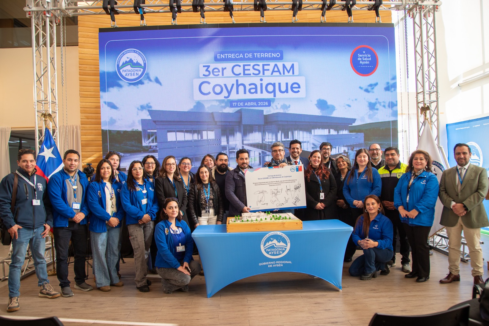 Con entrega de terreno, inicia la construcción del nuevo CESFAM de Coyhaique con SAR adosado