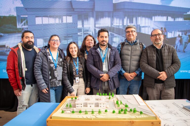 Con entrega de terreno, inicia la construcción del nuevo CESFAM de Coyhaique con SAR adosado