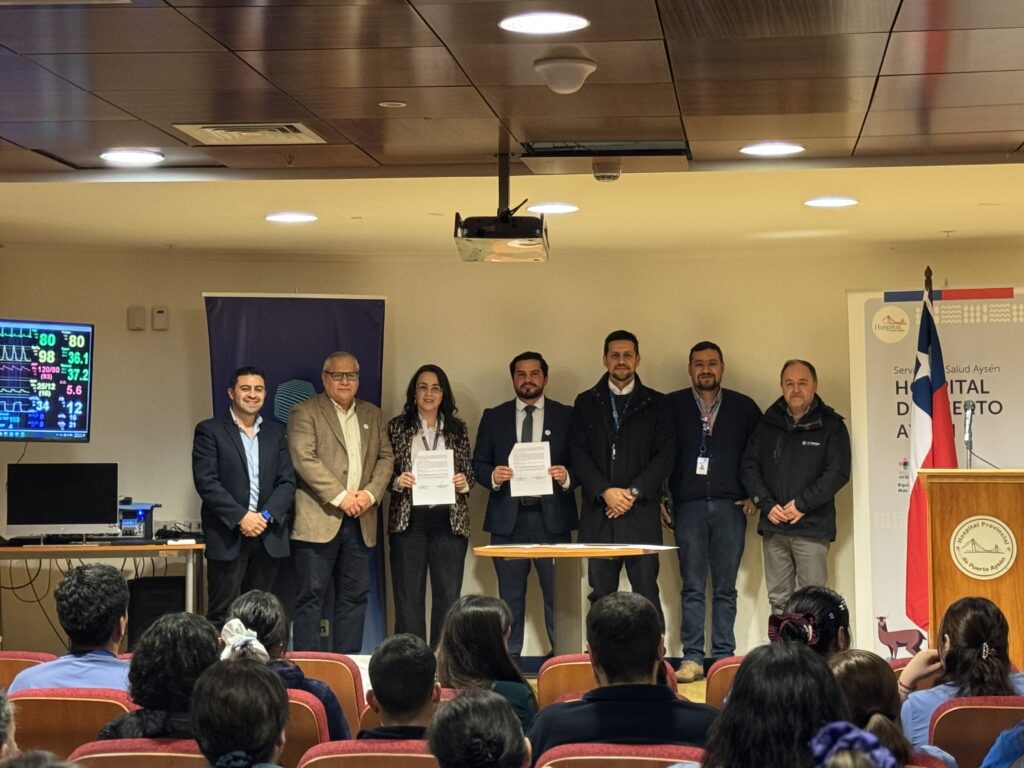 Servicio de Salud Aysén y CFT Estatal fortalecen alianza para la formación de futuros TENS
